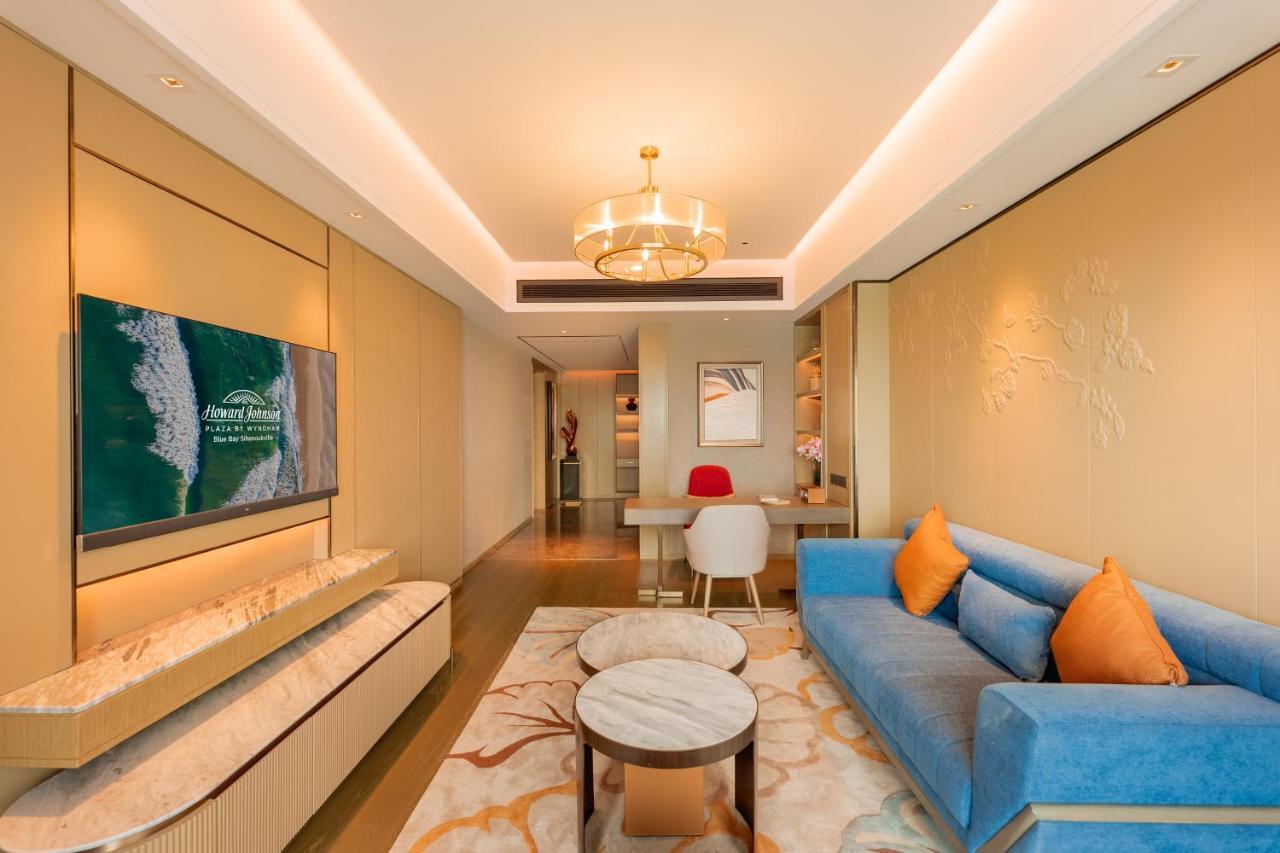 Hotel Howard Johnson Plaza By Wyndham Blue Bay 5*