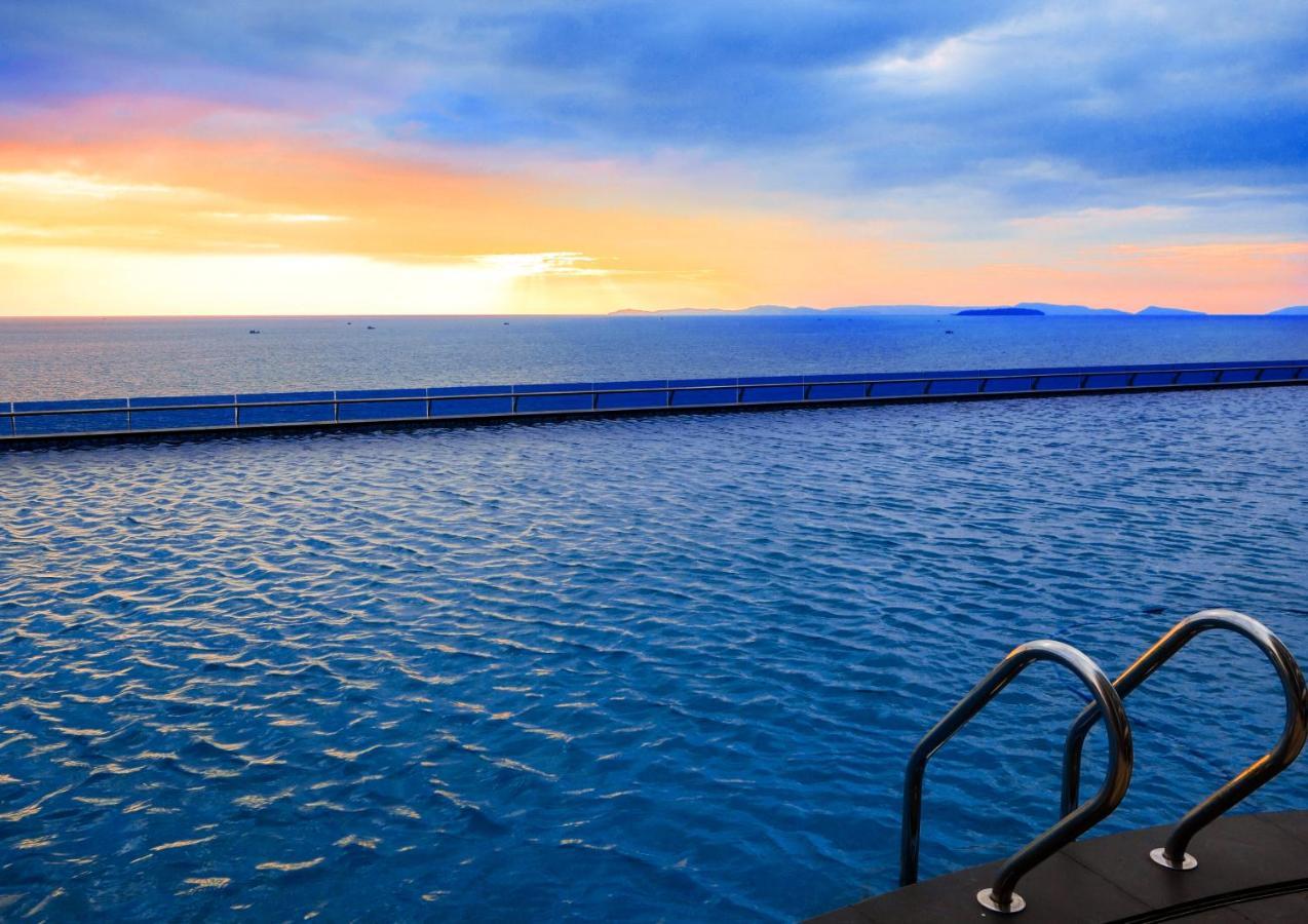 Hotel Howard Johnson Plaza By Wyndham Blue Bay Sihanoukville