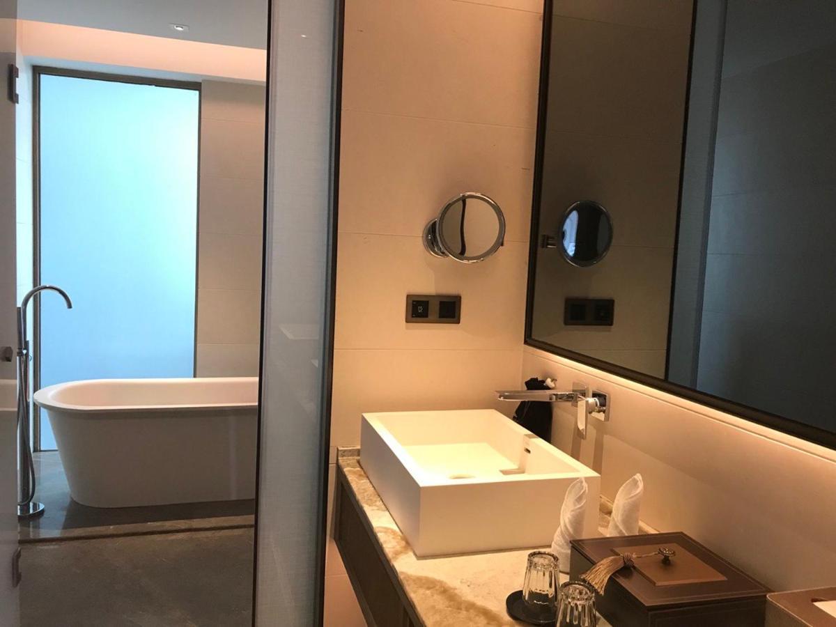 Howard Johnson Plaza By Wyndham Blue Bay Sihanoukville