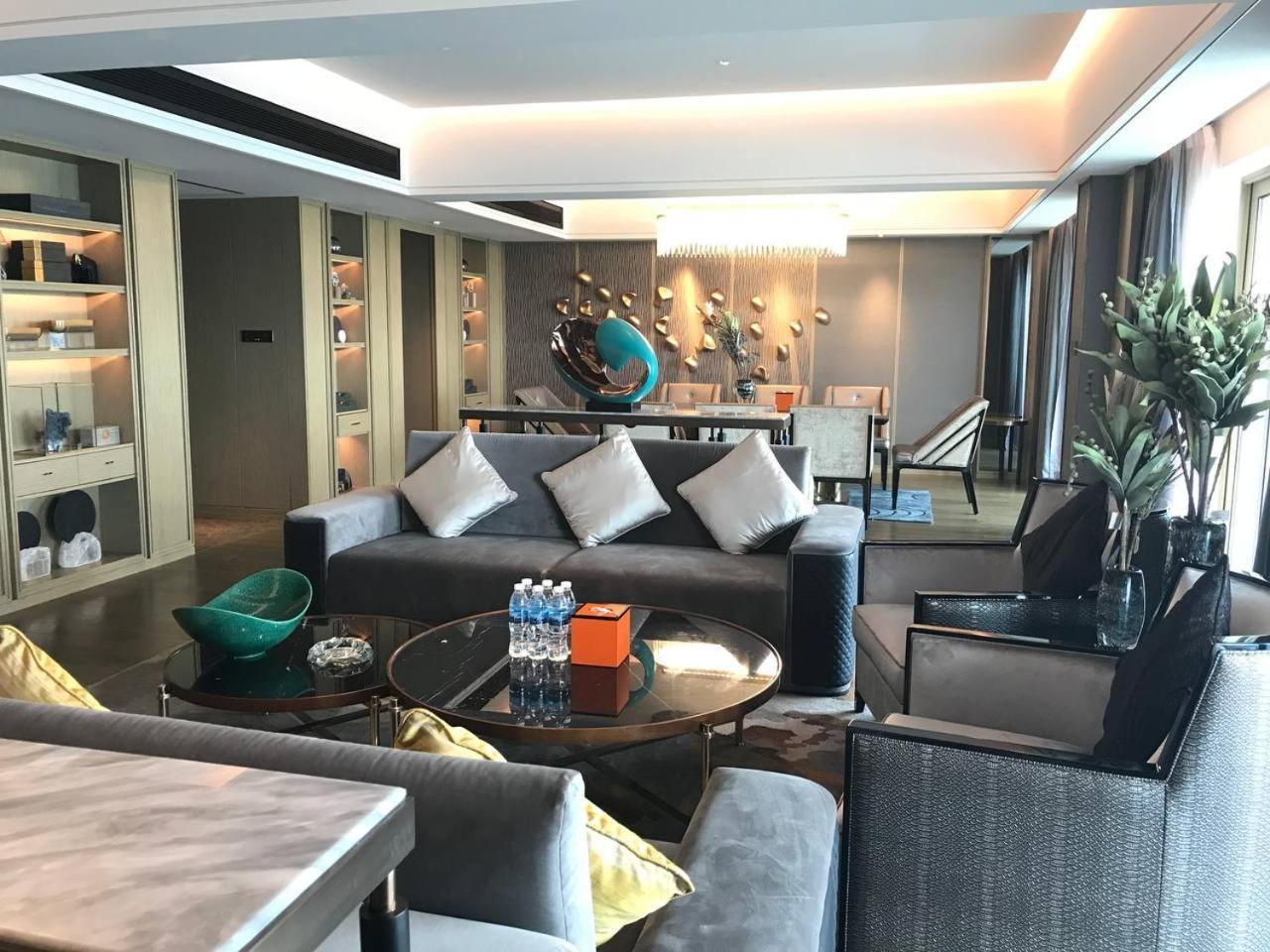 Howard Johnson Plaza By Wyndham Blue Bay Hotel Sihanoukville